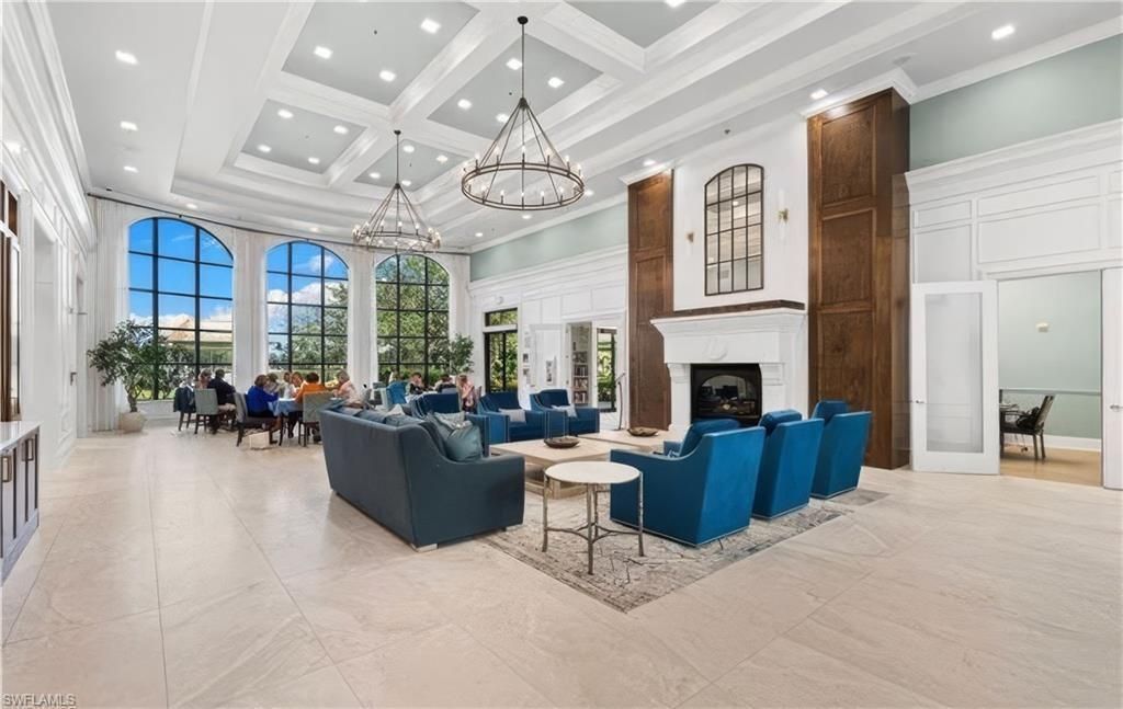 6186 Towncenter Cir, Naples, FL 34119 Photo