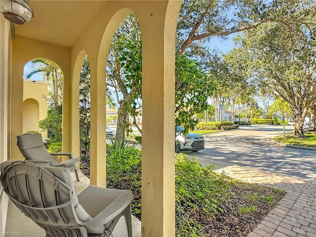 6186 Towncenter Cir, Naples, FL 34119 Photo