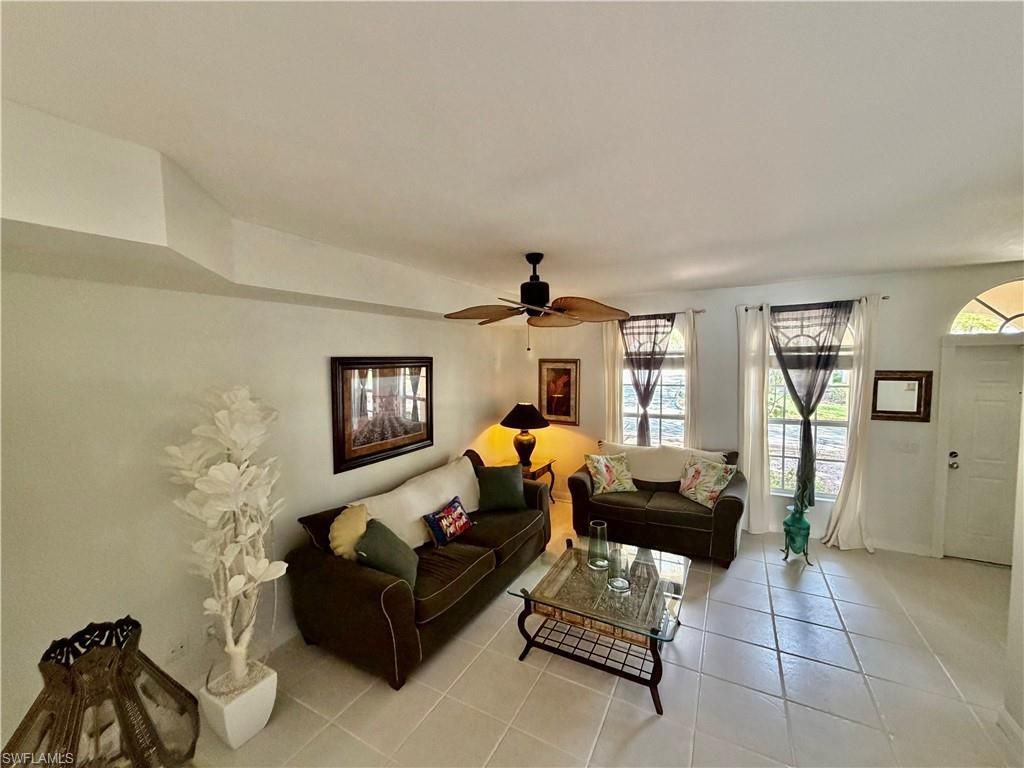 6186 Towncenter Cir, Naples, FL 34119 Photo