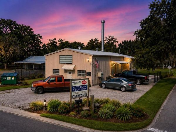 10 BARRY AVENUE, MASCOTTE, FL 34753