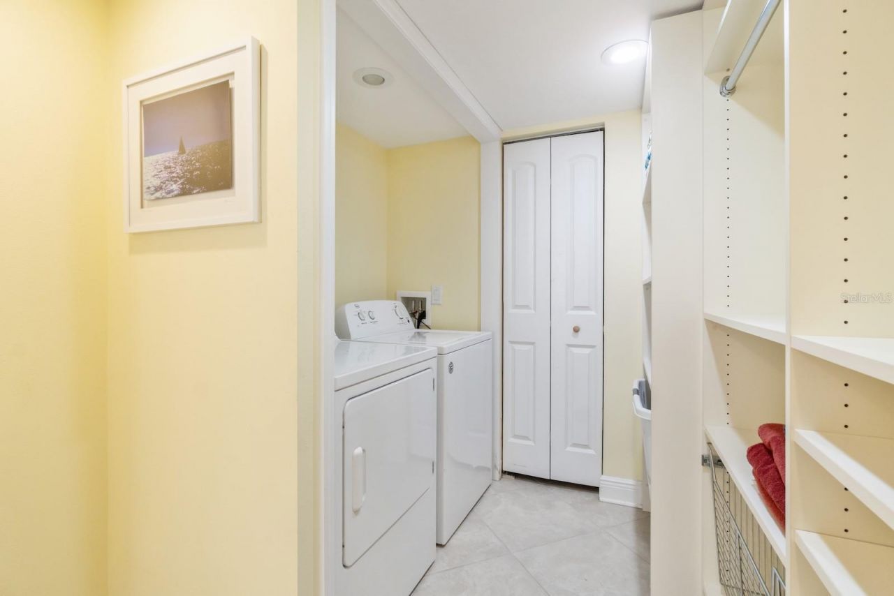 8767 Midnight Pass Road, Unit 101F, Sarasota, FL 34242 Photo