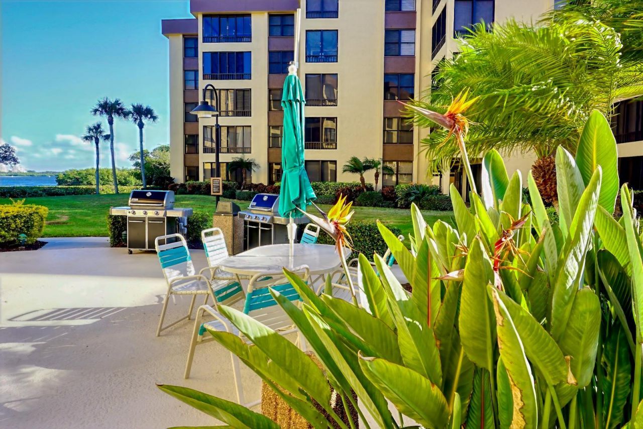 8767 Midnight Pass Road, Unit 101F, Sarasota, FL 34242 Photo