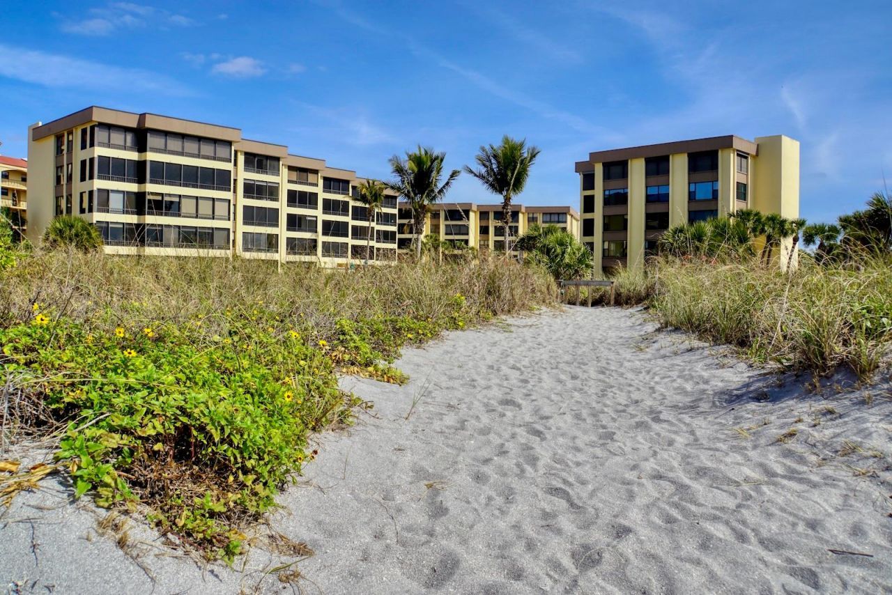 8767 Midnight Pass Road, Unit 101F, Sarasota, FL 34242 Photo