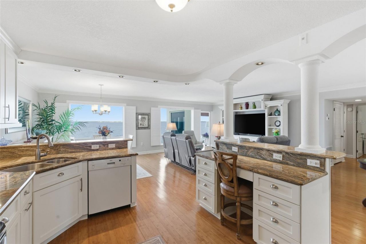 1 Colony Point Drive, Unit 16C, Punta Gorda, FL 33950 Photo