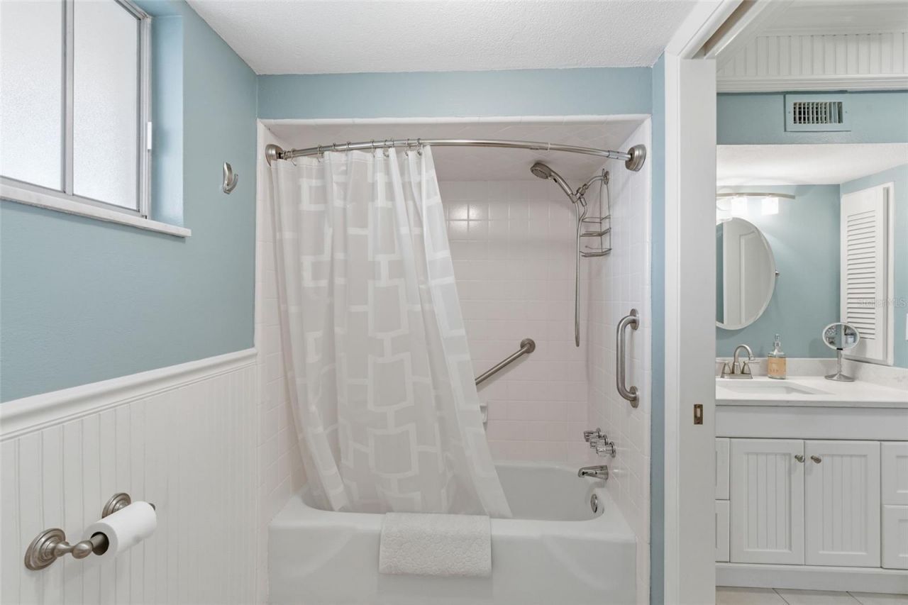 1 Colony Point Drive, Unit 16C, Punta Gorda, FL 33950 Photo