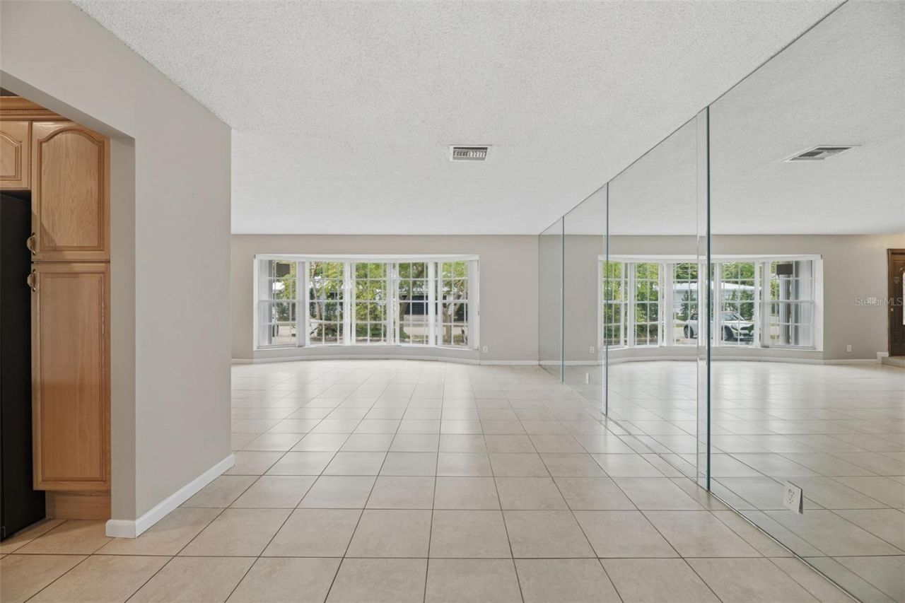 6110 NE 19th Avenue, Fort Lauderdale, FL 33308 Photo