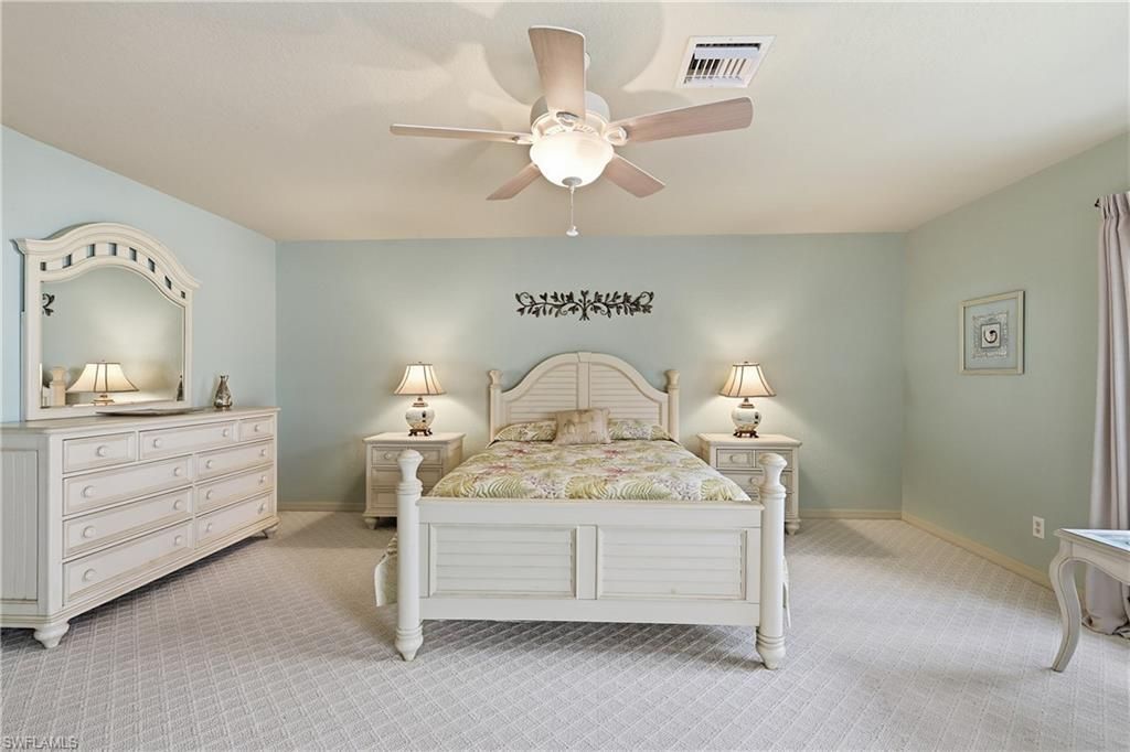 927 SW 28th Ter, Cape Coral, FL 33914 Photo