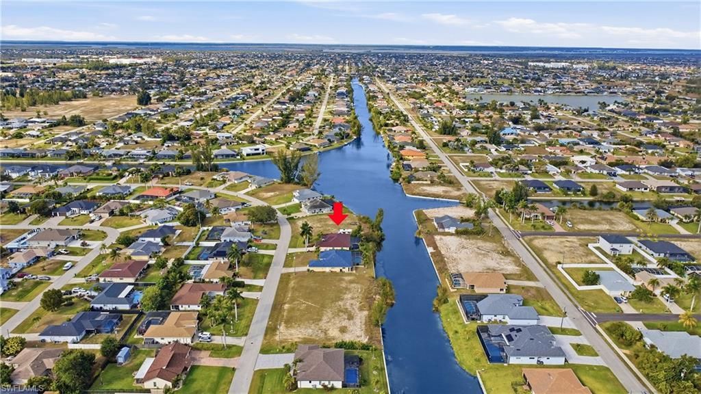 927 SW 28th Ter, Cape Coral, FL 33914 Photo