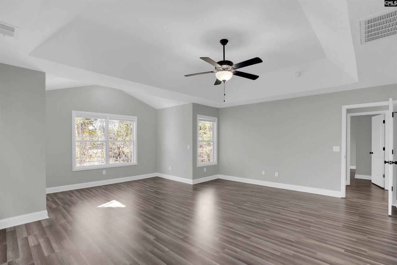 151 Ventnor Avenue  Photo 17