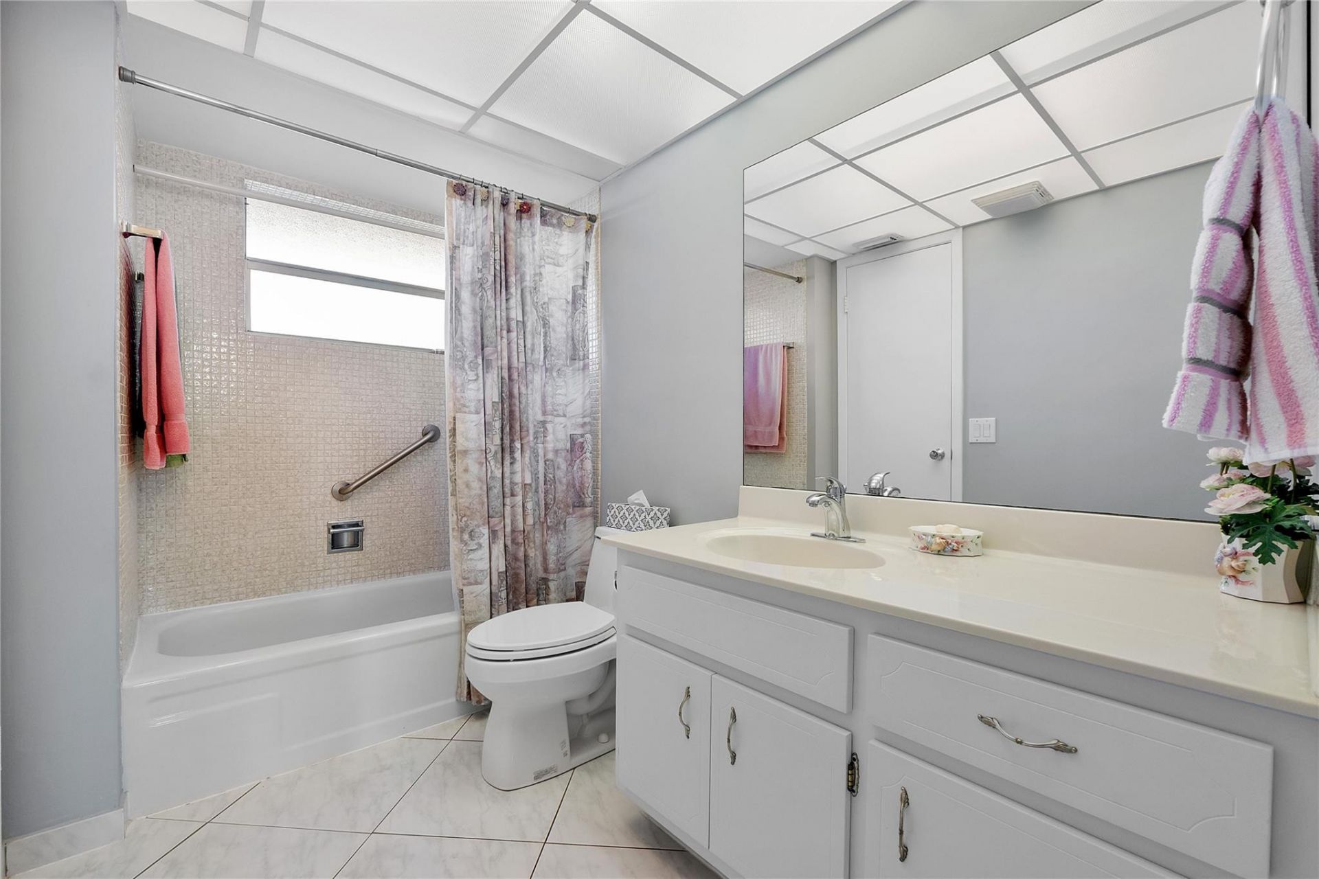 2900 NW 47th Terrace, Unit 304, Lauderdale Lakes, FL 33313 Photo