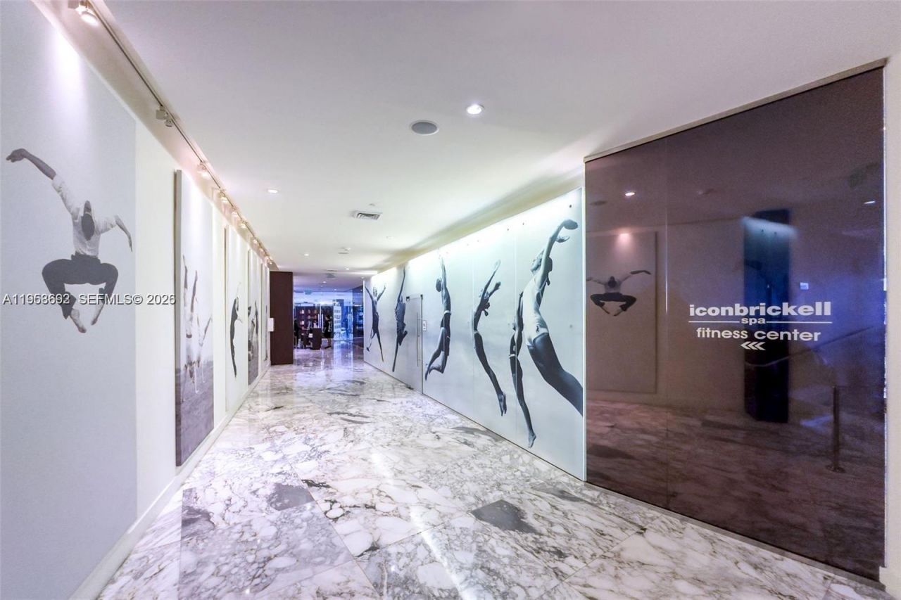 465 Brickell Ave, Unit 5603, Miami, FL 33131 Photo