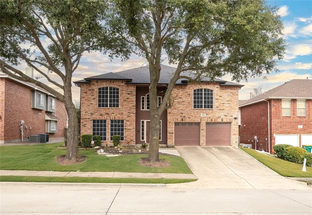 213 Rainsong Drive, Cedar Hill, TX 75104 Main Photo