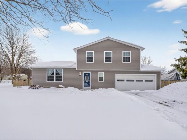 47 Alderbush Lane, Hamlin, NY 14464