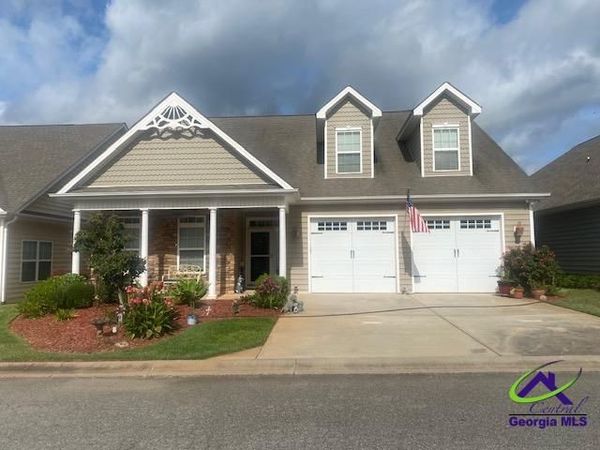 107 Fairway Oaks Drive, Perry, GA 31069