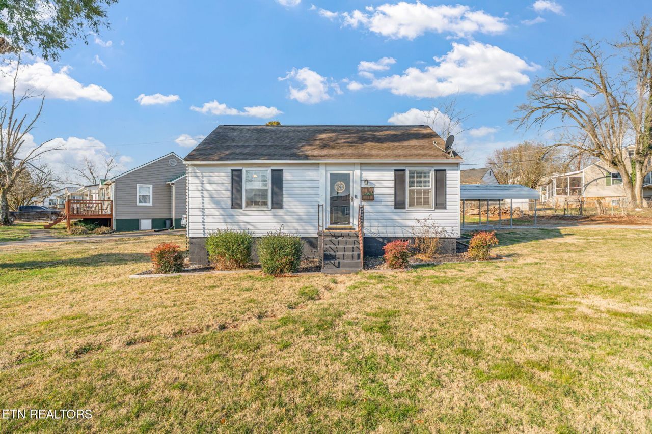 900 Valley Vista Drive, Loudon, TN 37774 Main Photo