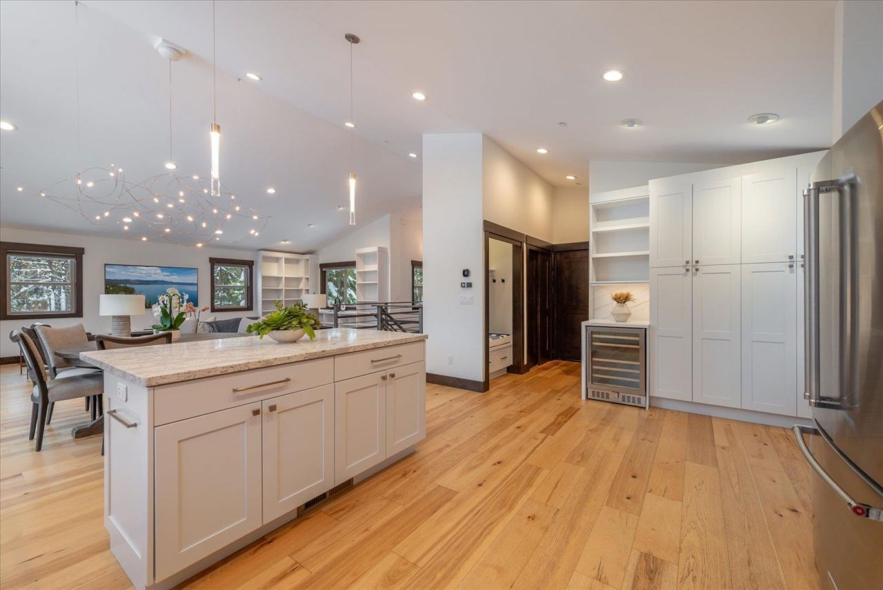 11529 Zermatt Drive, Truckee, CA 96161 Photo