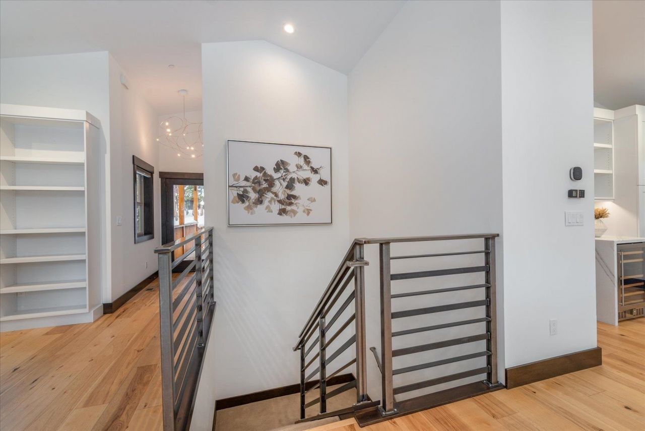 11529 Zermatt Drive, Truckee, CA 96161 Photo