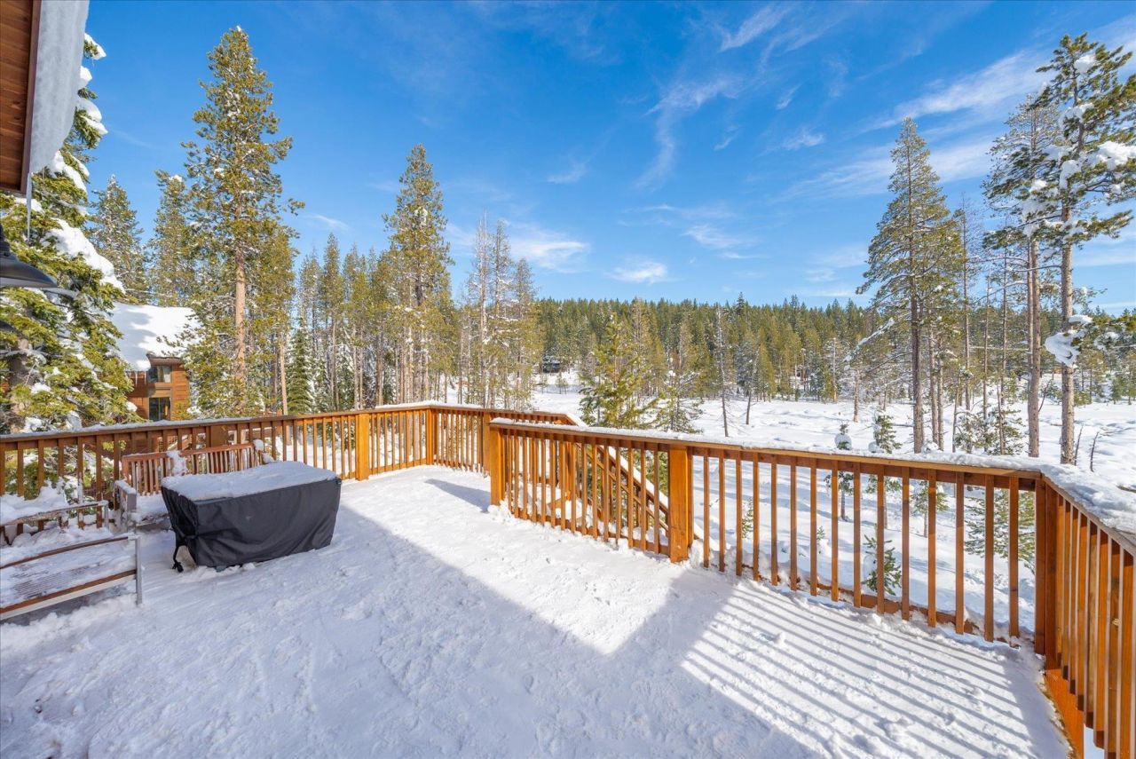 11529 Zermatt Drive, Truckee, CA 96161 Photo