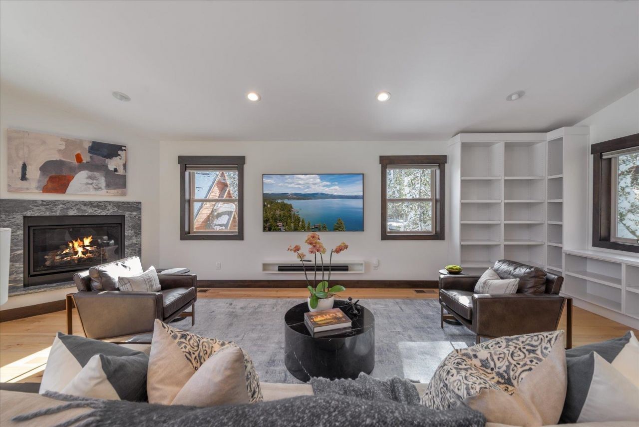 11529 Zermatt Drive, Truckee, CA 96161 Photo