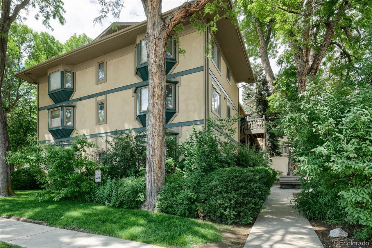 400 Emery Street, Unit 202, Longmont, CO 80501 Main Photo