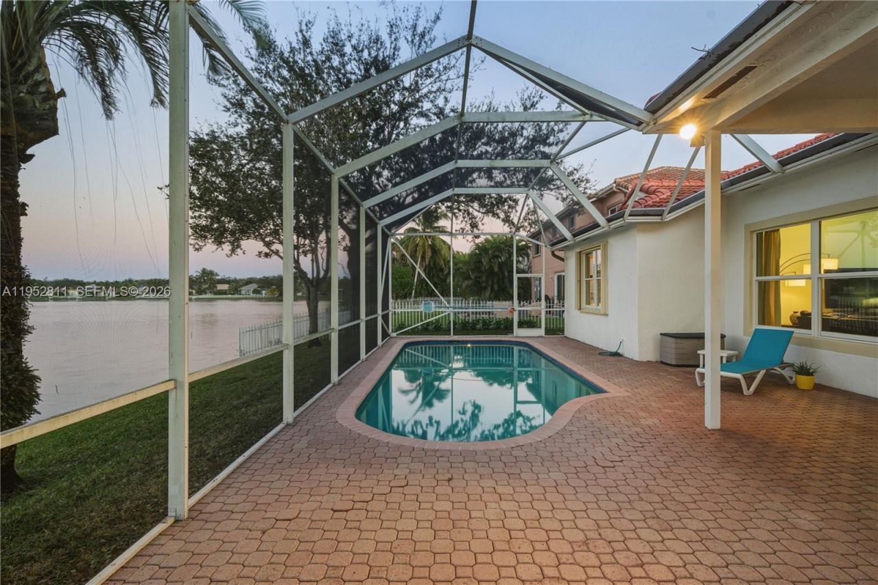 12783 NW 18th Mnr, Pembroke Pines, FL 33028 Photo