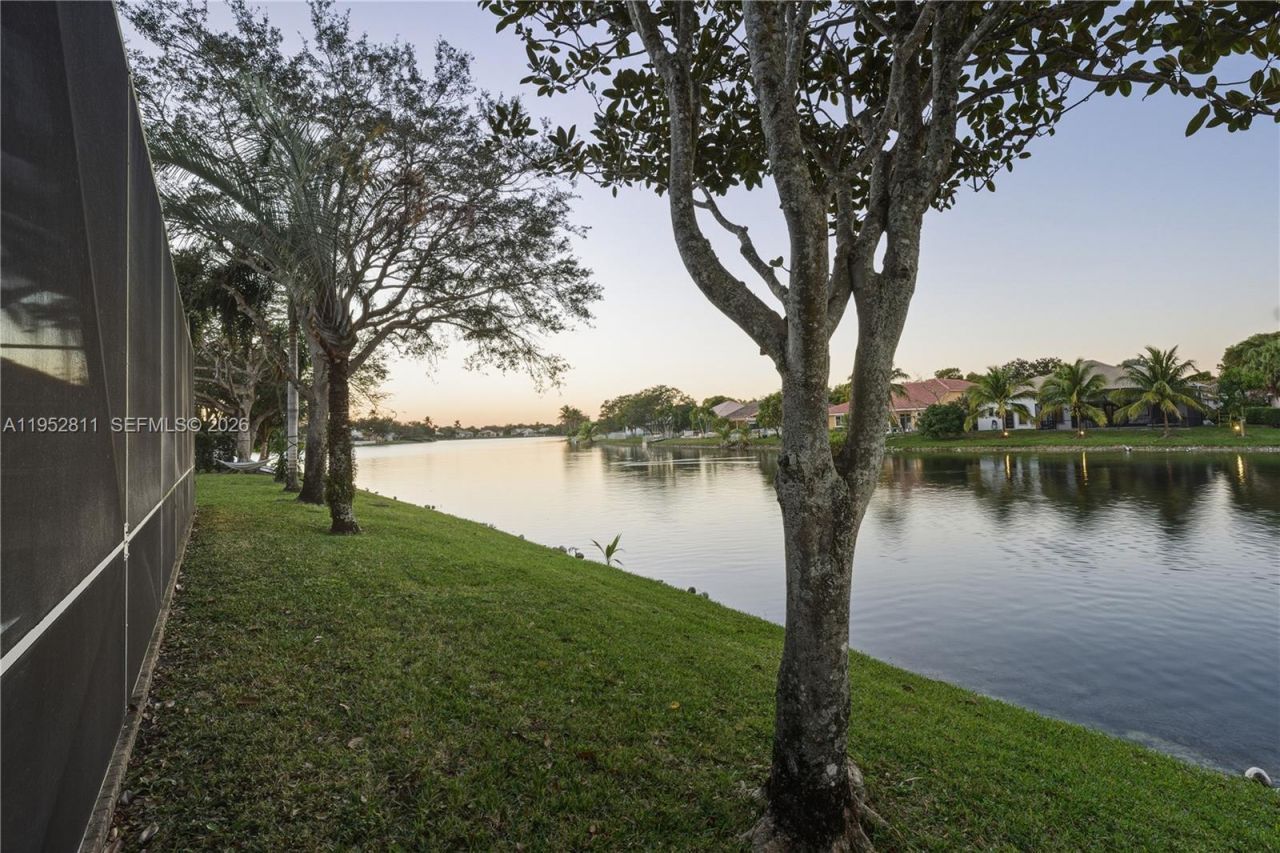 12783 NW 18th Mnr, Pembroke Pines, FL 33028 Photo