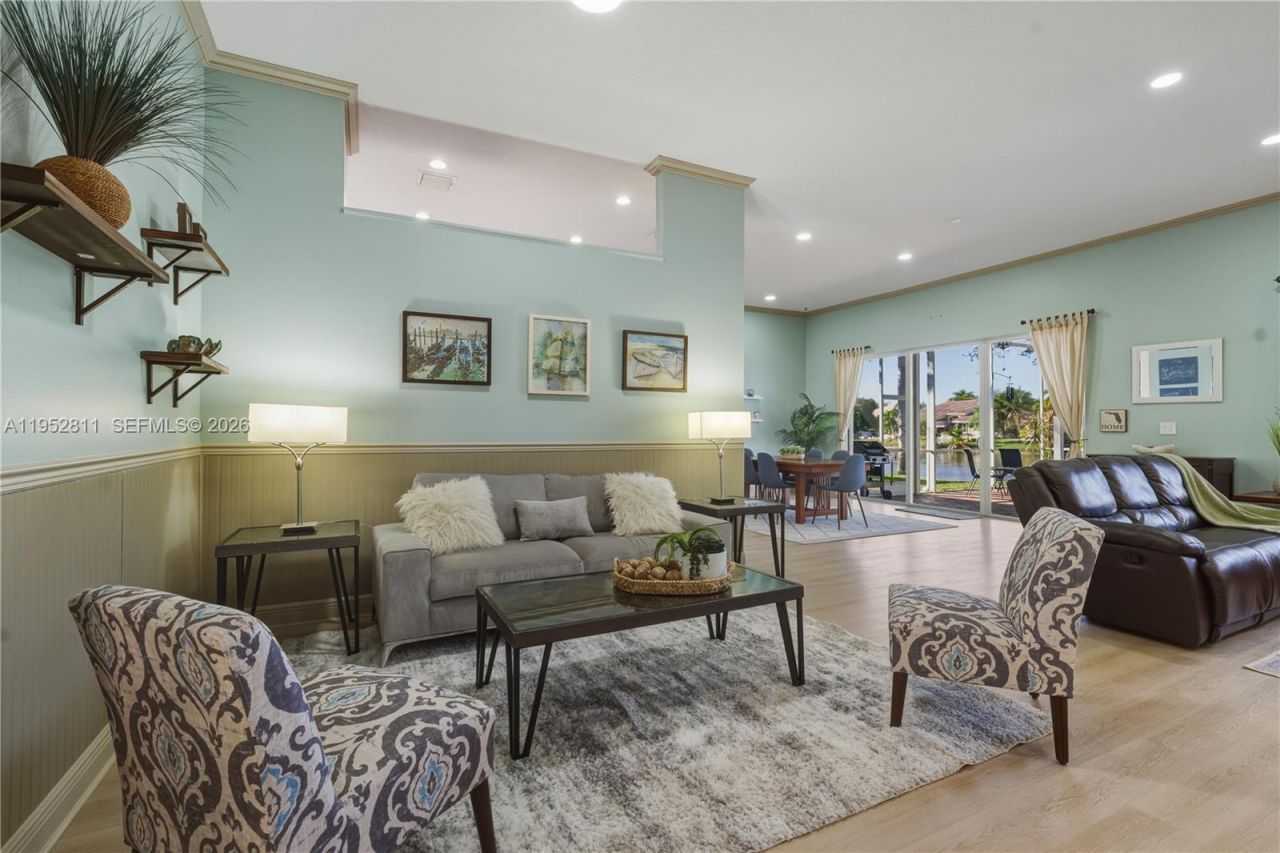 12783 NW 18th Mnr, Pembroke Pines, FL 33028 Photo