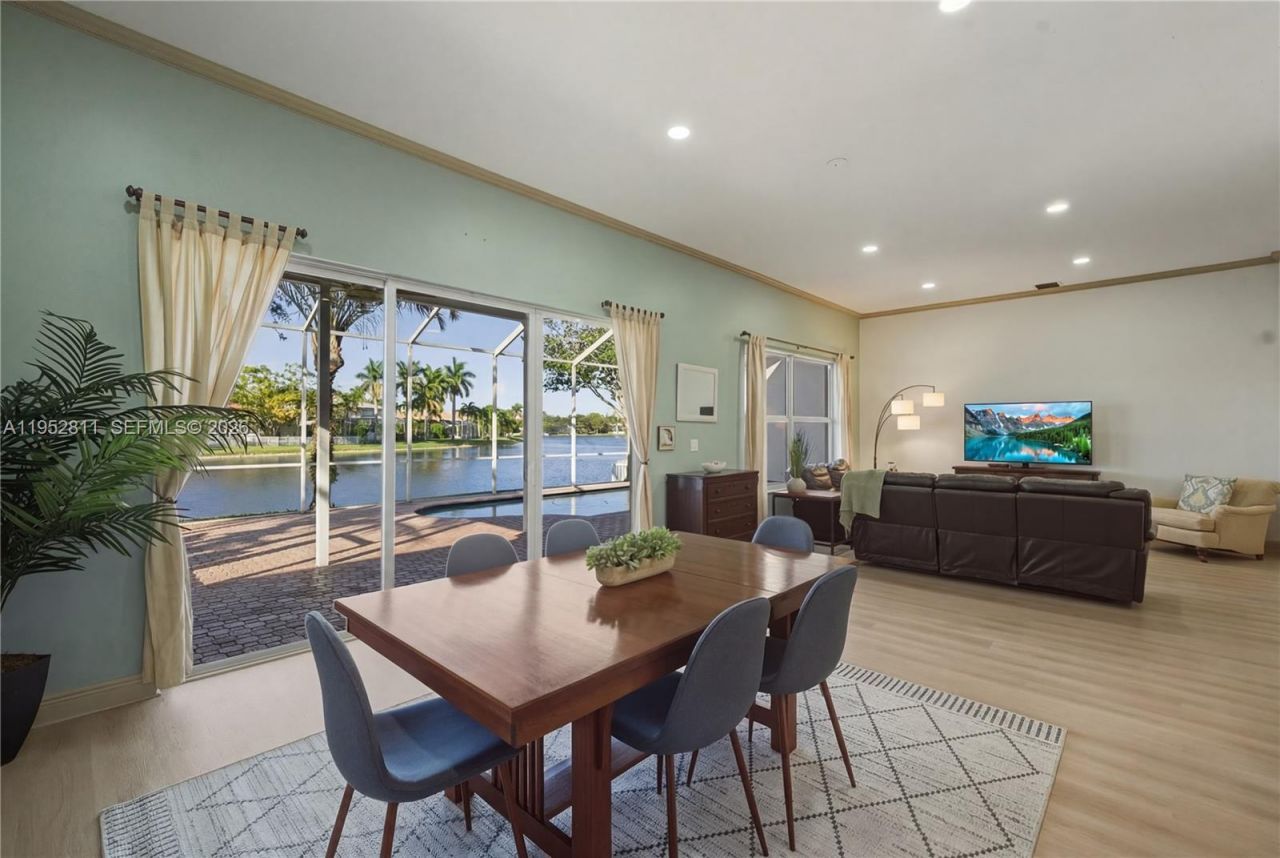 12783 NW 18th Mnr, Pembroke Pines, FL 33028 Photo