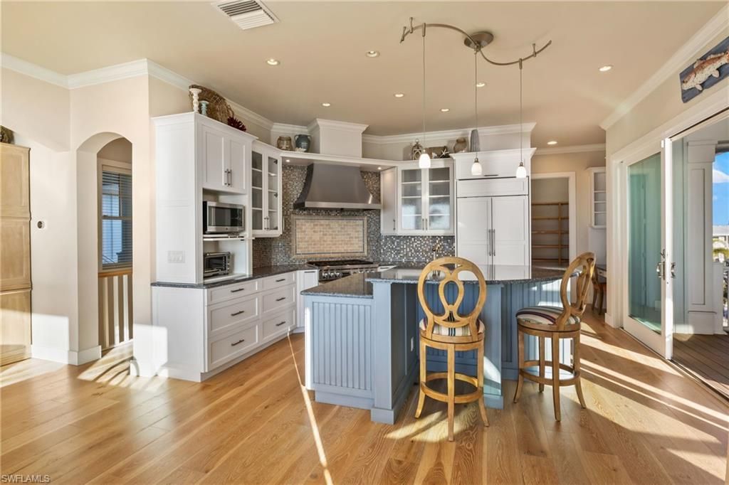 12271 Shoreview Dr, Matlacha, FL 33993 Photo