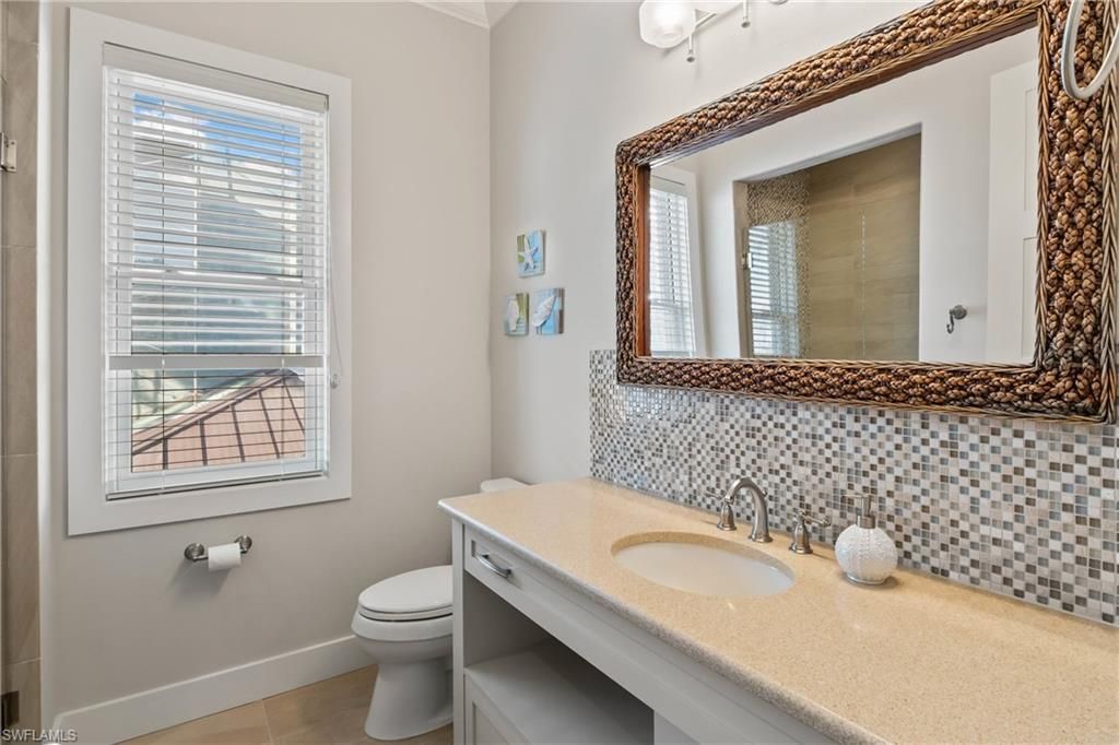 12271 Shoreview Dr, Matlacha, FL 33993 Photo