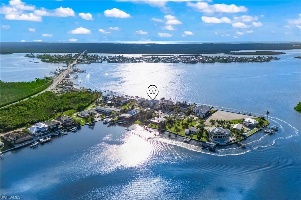 12271 Shoreview Dr, Matlacha, FL 33993 Photo