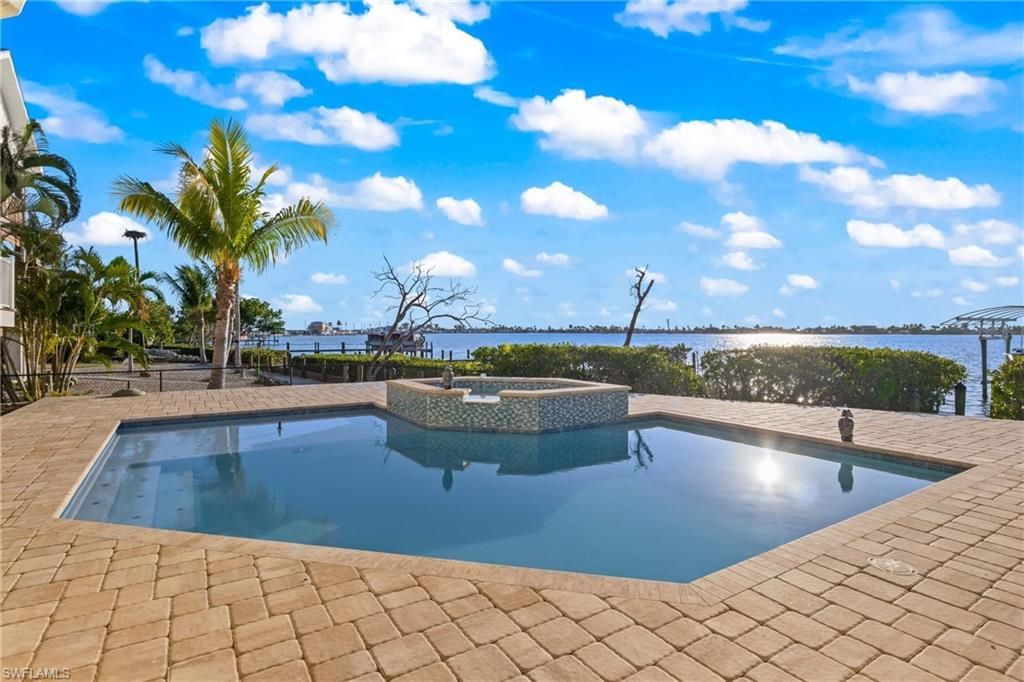 12271 Shoreview Dr, Matlacha, FL 33993 Photo