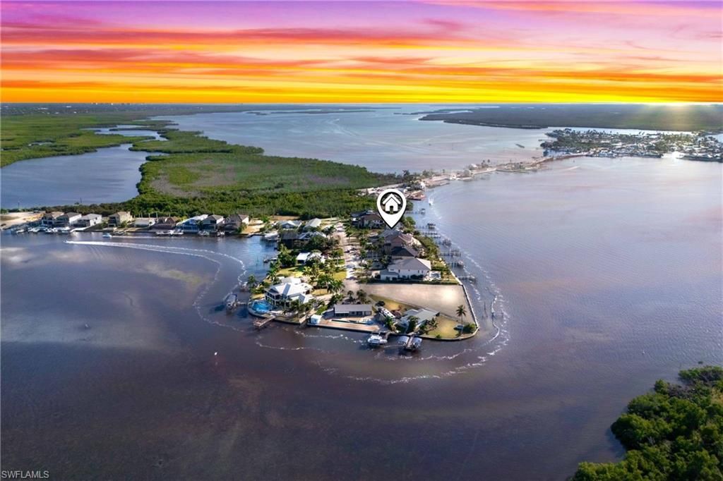 12271 Shoreview Dr, Matlacha, FL 33993 Photo