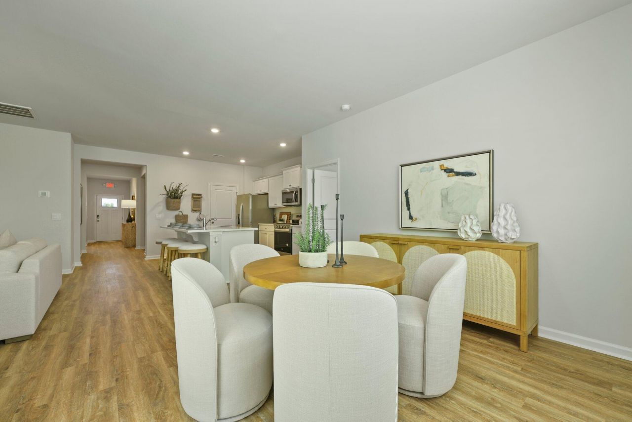 1043 Forrest Creek Drive Photo 13