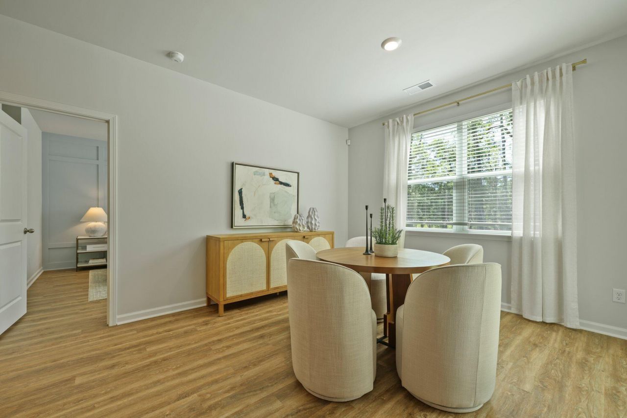 1043 Forrest Creek Drive Photo 17