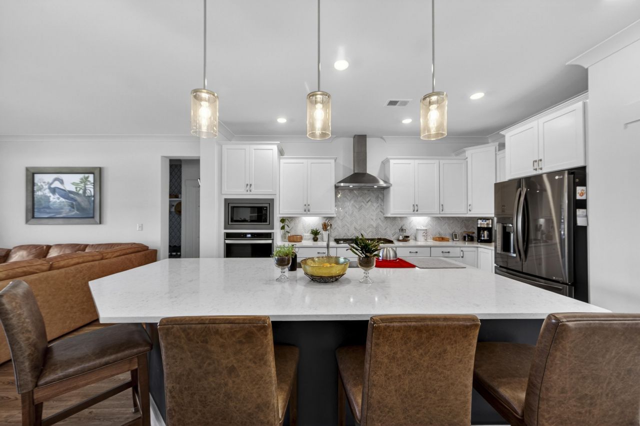 6128 Highway 165 Photo 11