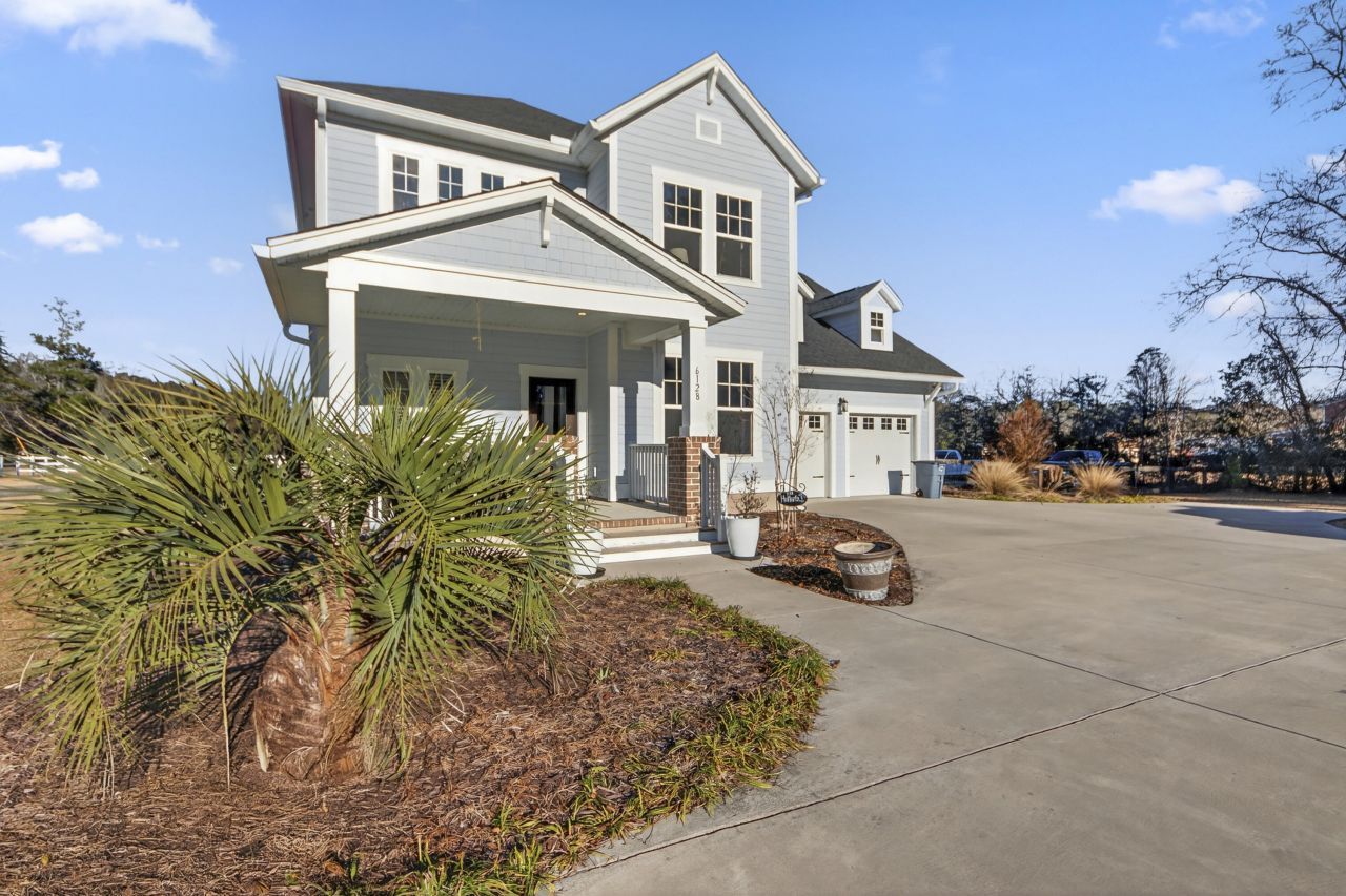 6128 Highway 165 Photo 4