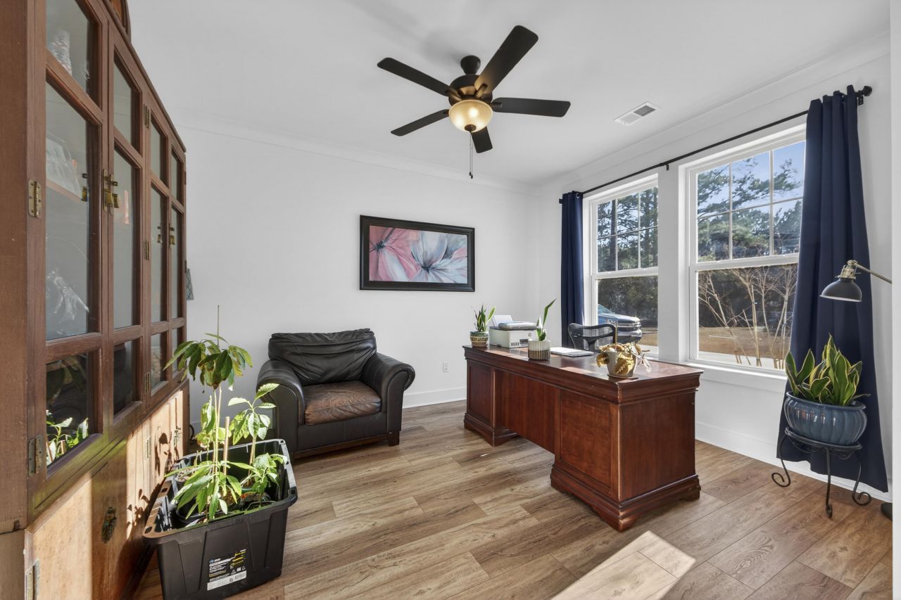 6128 Highway 165 Photo 5