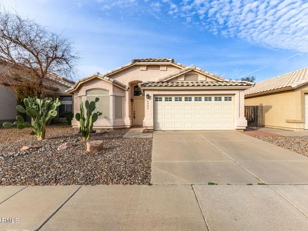4794 W LINDA Court, Chandler, AZ 85226