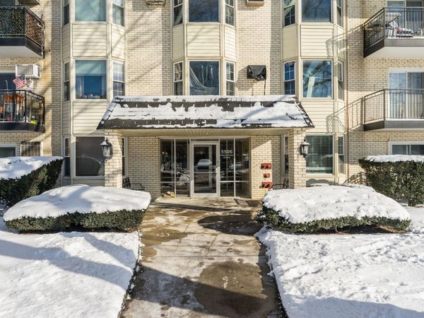 5506 Lincoln Avenue, Unit A517, Morton Grove, IL 60053