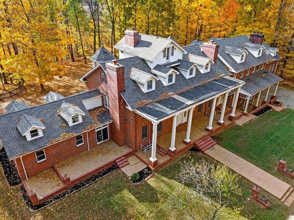 6211 Rocky Point Rd , Cookeville, TN 38506