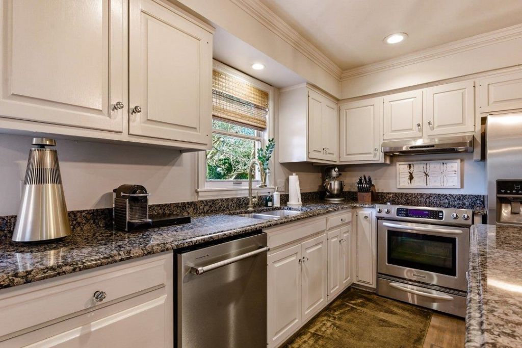 9 Chapin Circle Photo 8