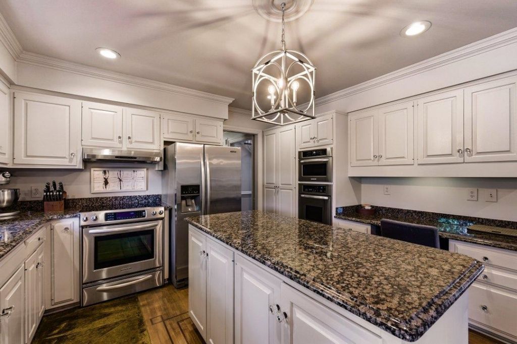 9 Chapin Circle Photo 9