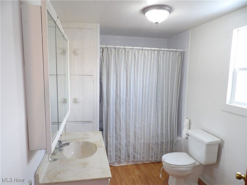 477 W 39th Street, Shadyside, OH 43947 Photo 15