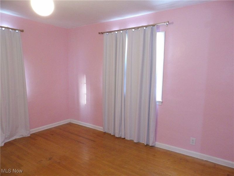 477 W 39th Street, Shadyside, OH 43947 Photo 18