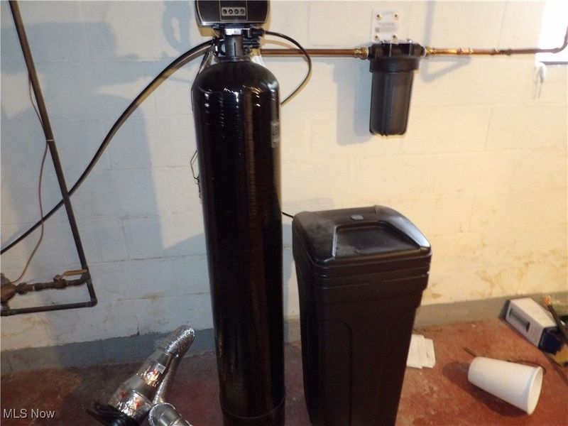 477 W 39th Street, Shadyside, OH 43947 Photo 24