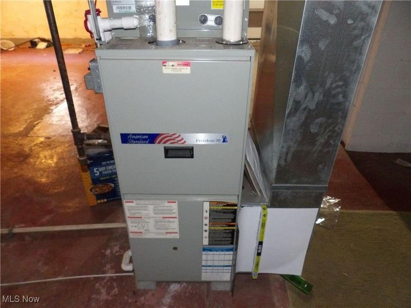 477 W 39th Street, Shadyside, OH 43947 Photo 25