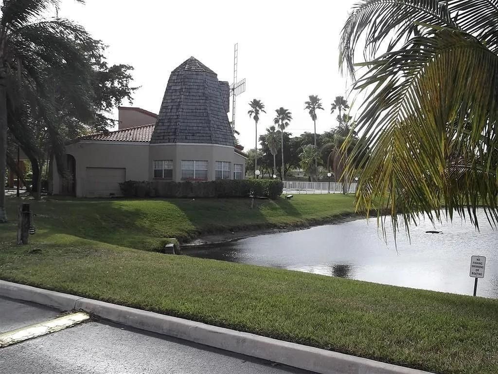 334 SW 86th Avenue, Unit 102, Pembroke Pines, FL 33025 Photo