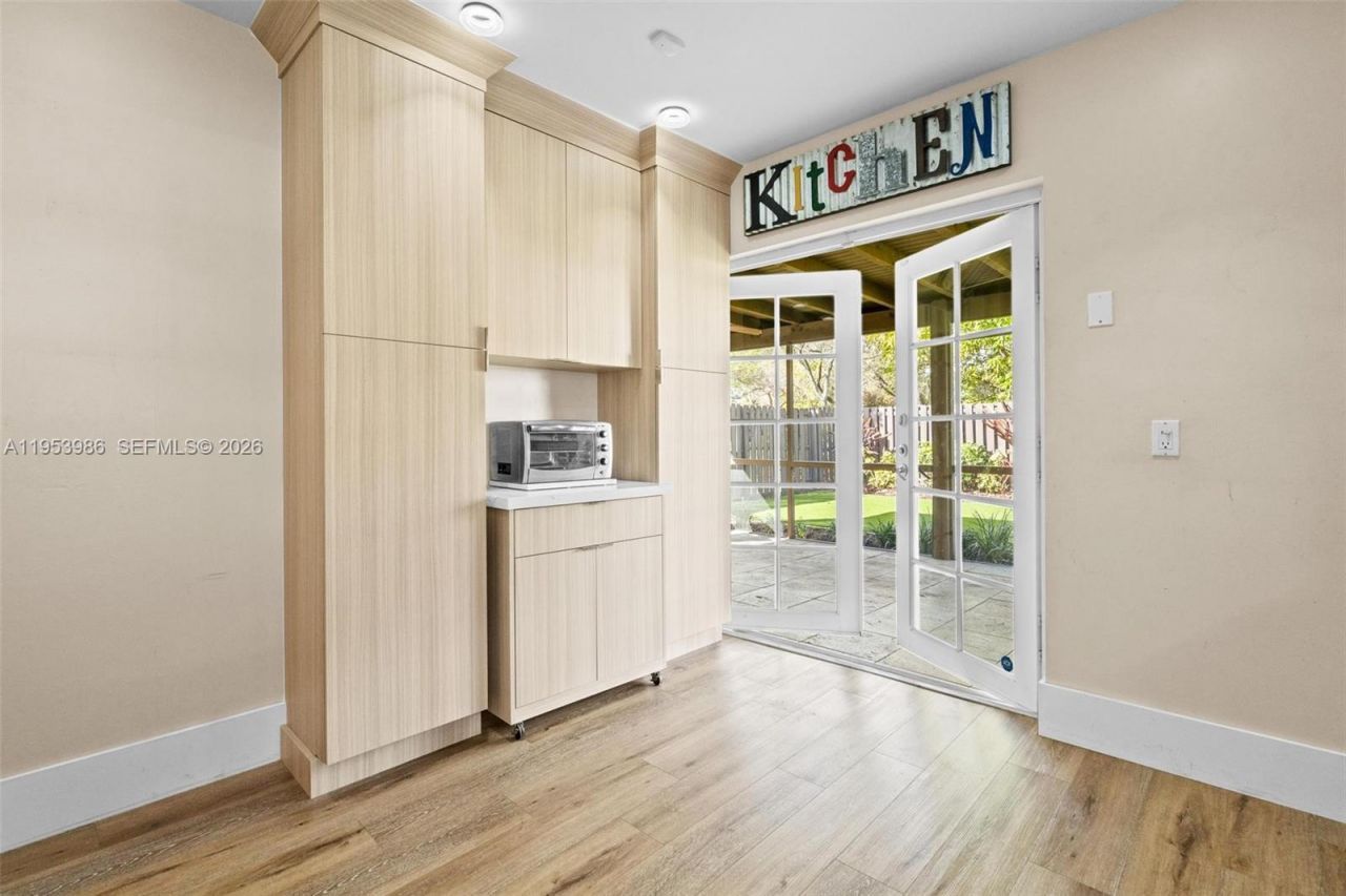 13595 SW 114th Ter, Miami, FL 33186 Photo