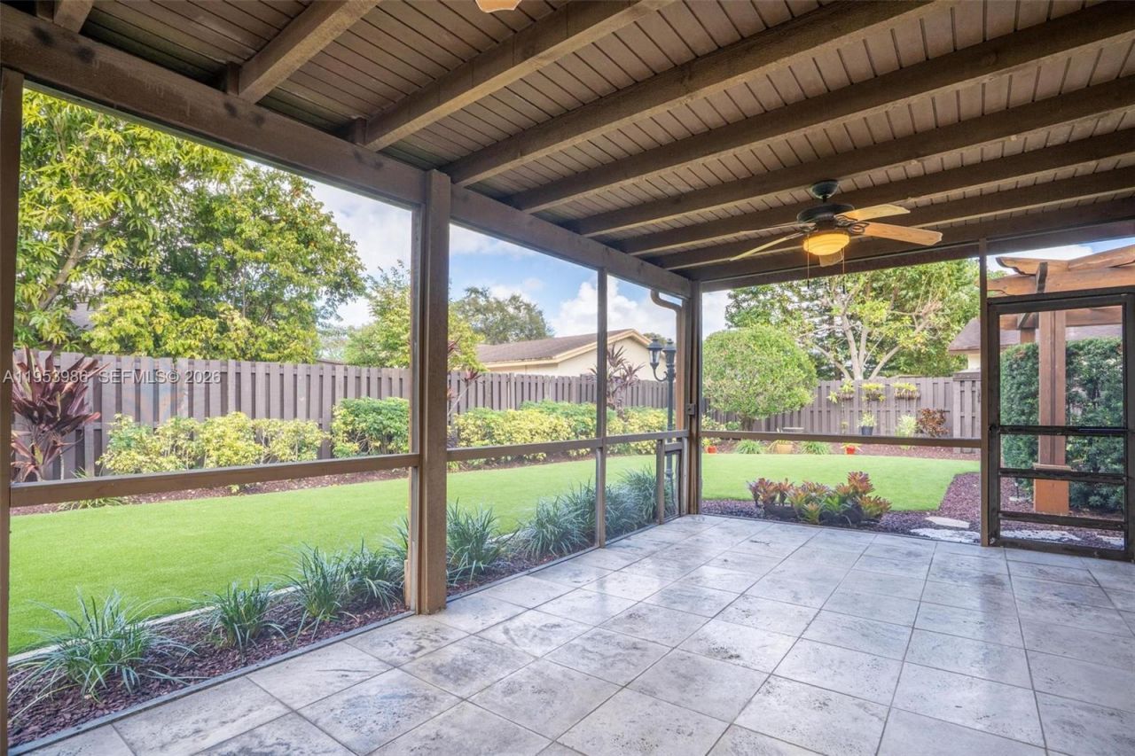 13595 SW 114th Ter, Miami, FL 33186 Photo